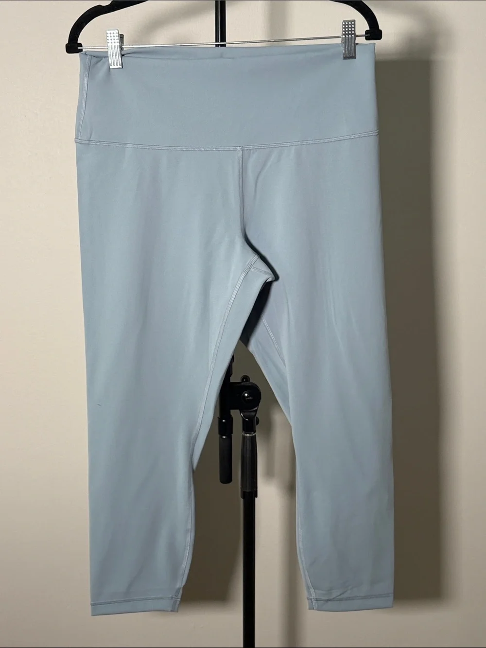 NWOT New Lululemon Wunder Train High-Rise Crop 23